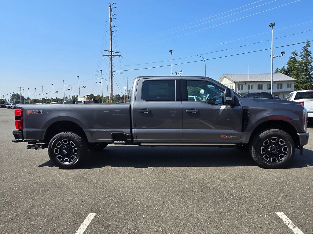 2026 Ford Super Duty F-350® Platinum®