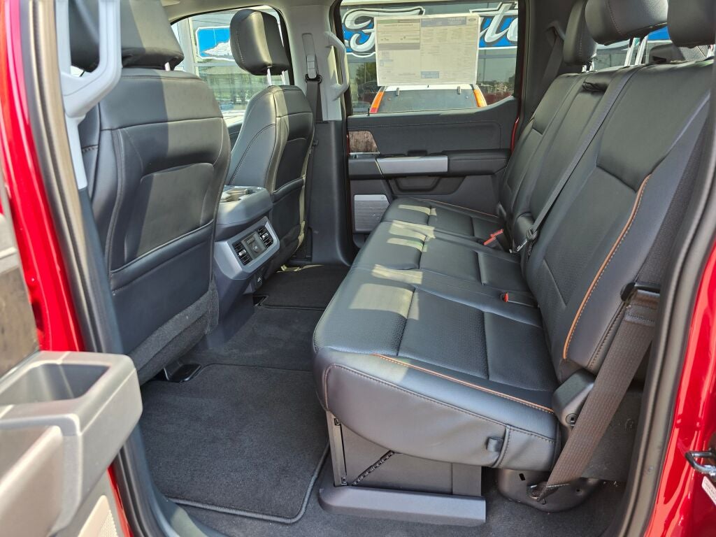 2026 Ford Super Duty F-350® Lariat®