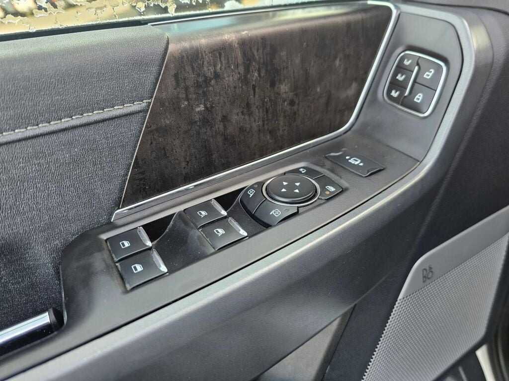 2023 Ford F-350SD Lariat