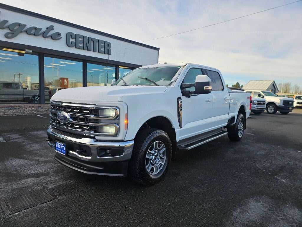 2023 Ford F-350SD Lariat