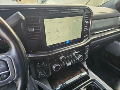 2023 Ford F-350SD Lariat