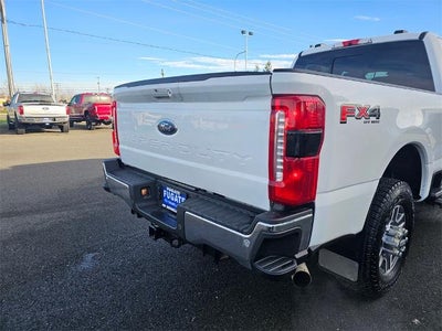 2023 Ford F-350SD Lariat