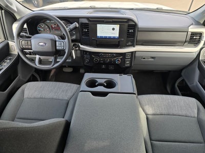 2027 Ford Super Duty F-350® XLT