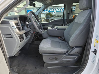 2027 Ford Super Duty F-350® XLT