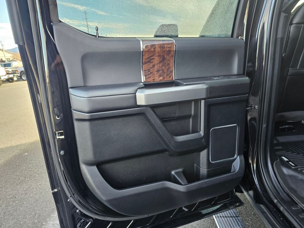 2017 Ford F-350SD Platinum