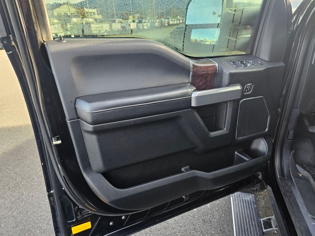 2017 Ford F-350SD Platinum