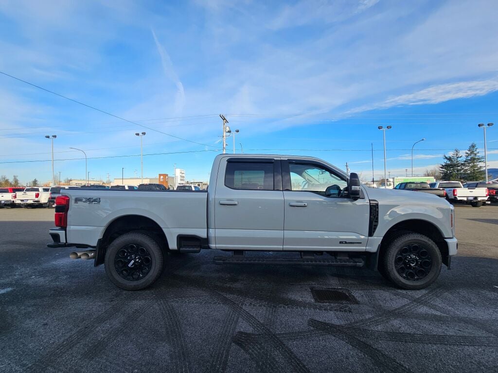 2025 Ford F-350SD Lariat
