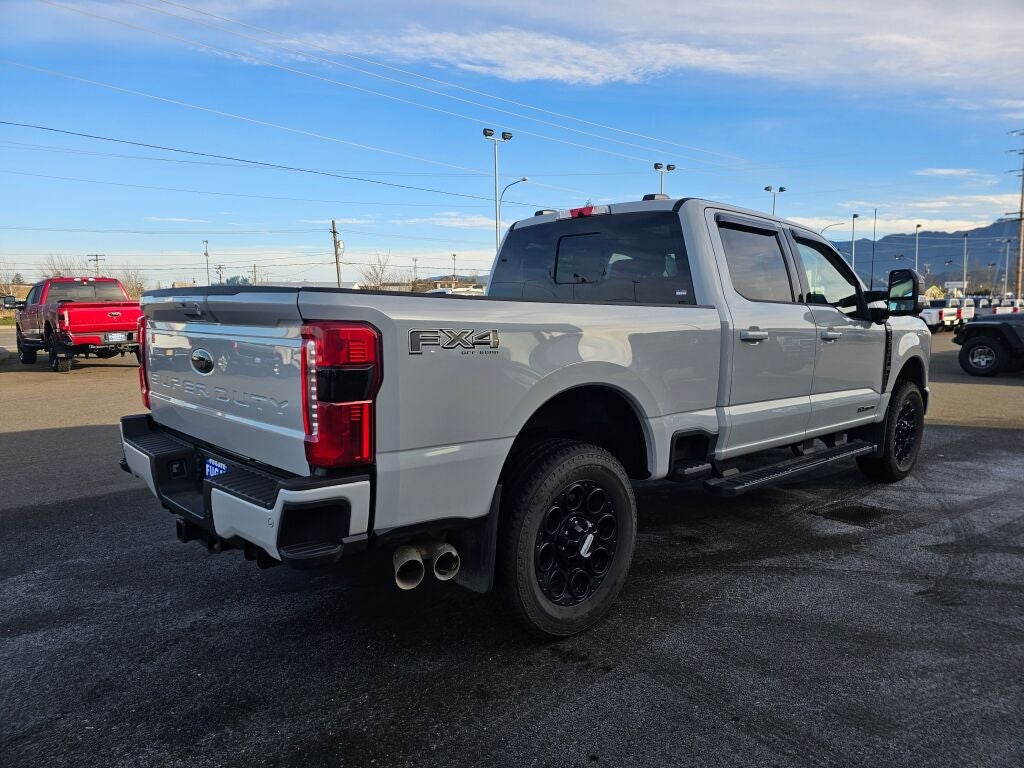 2025 Ford F-350SD Lariat