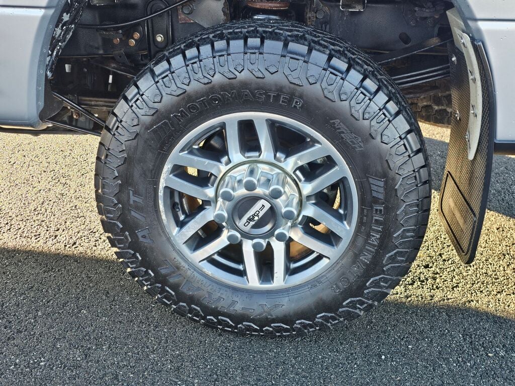 2022 Ford F-350SD Lariat