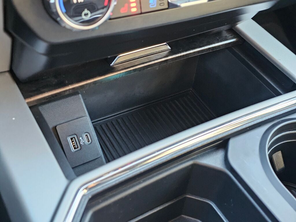 2022 Ford F-350SD Lariat