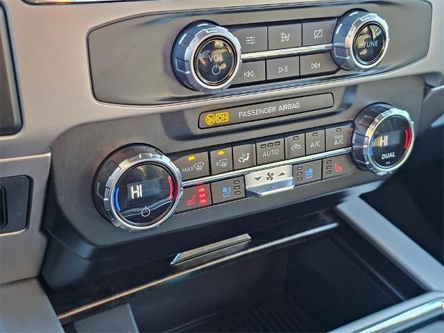 2022 Ford F-350SD Lariat