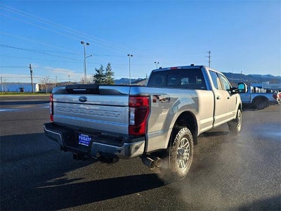 2022 Ford F-350SD Lariat