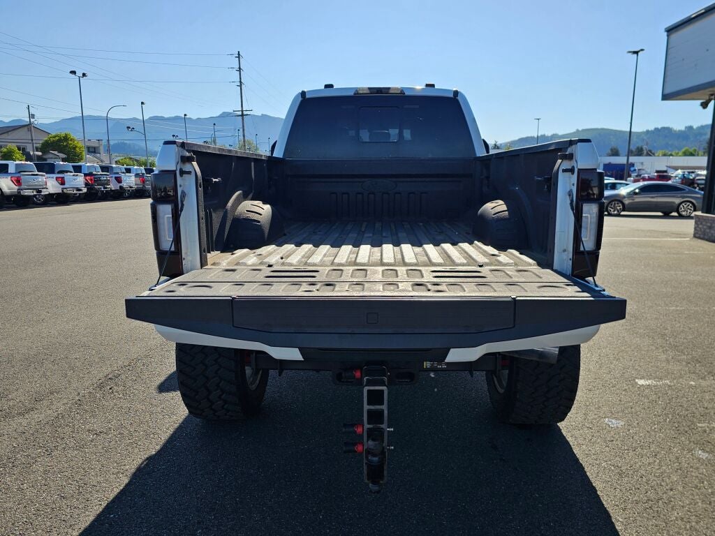 2022 Ford F-350SD Platinum