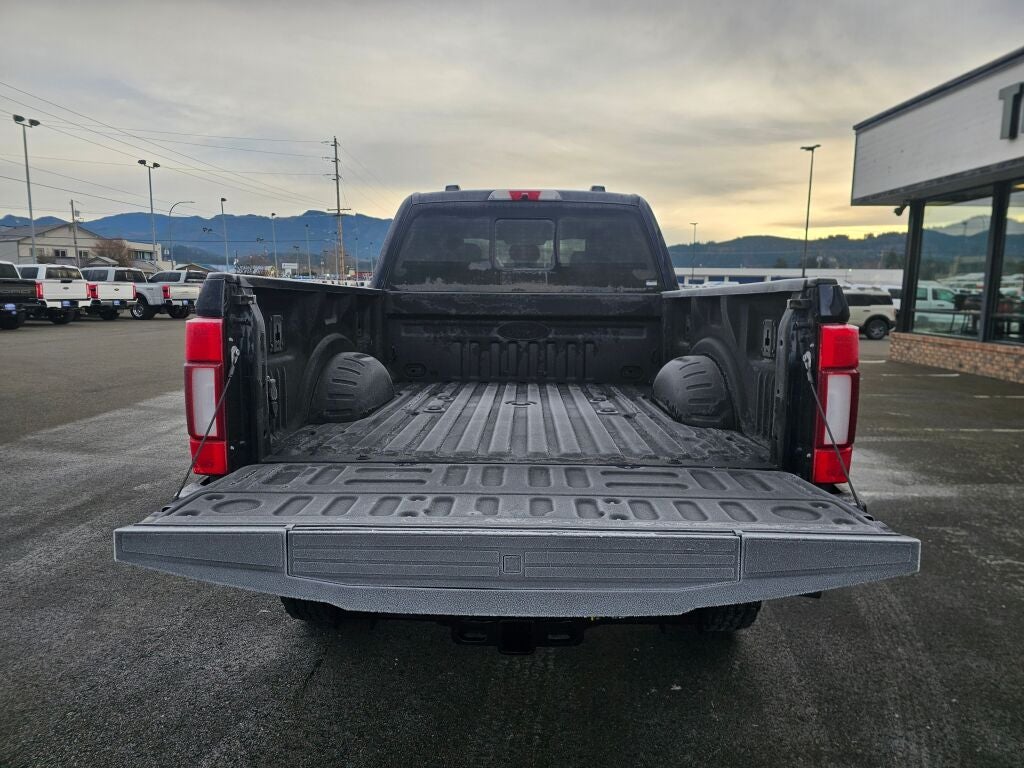 2022 Ford F-350SD Platinum