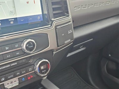 2022 Ford F-350SD Platinum