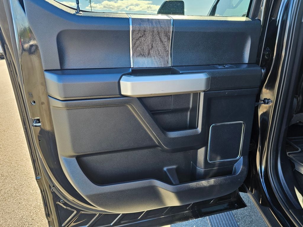 2017 Ford F-350SD Lariat