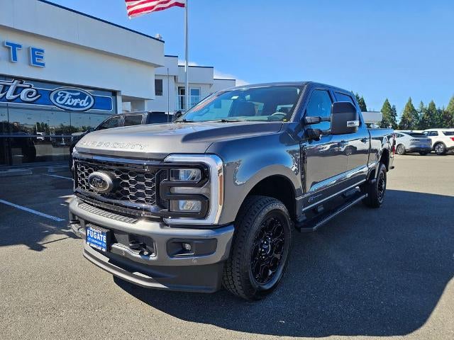 2026 Ford Super Duty F-350® Lariat®