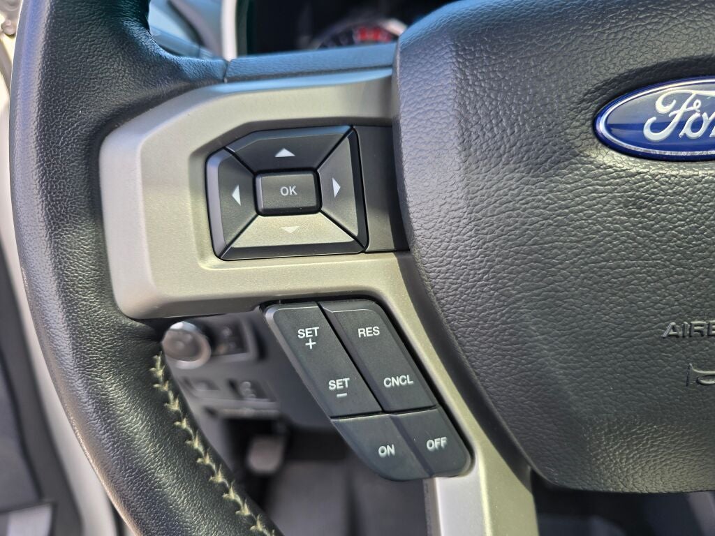 2022 Ford F-350SD Lariat