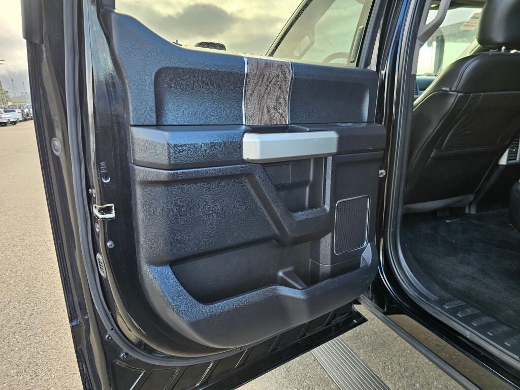 2017 Ford F-350SD Lariat