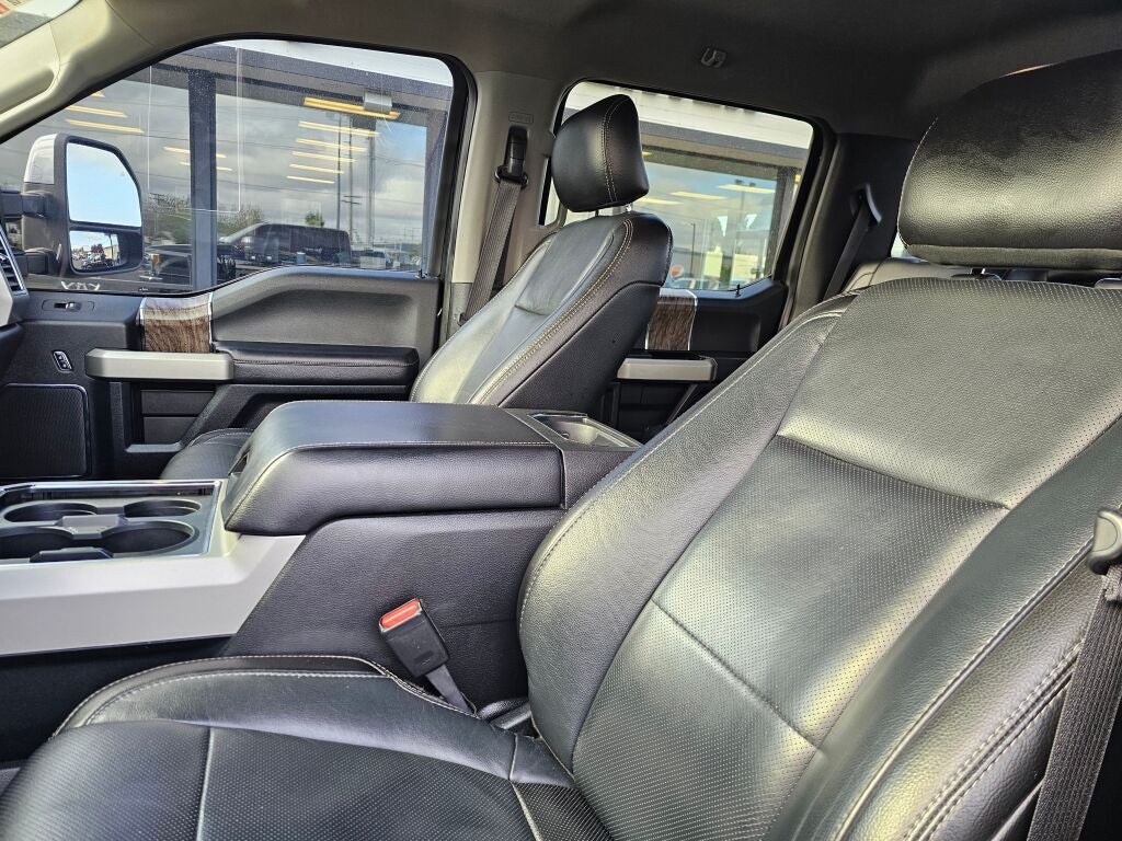 2017 Ford F-350SD Lariat