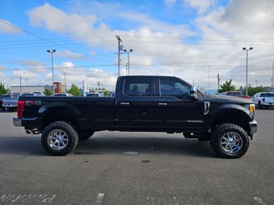 2017 Ford F-350SD Lariat