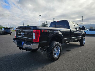 2017 Ford F-350SD Lariat