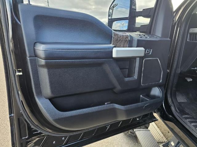 2017 Ford F-350SD Lariat