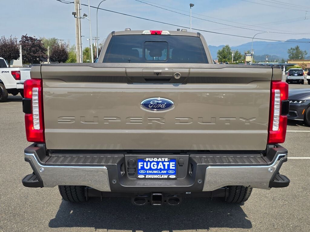 2026 Ford Super Duty F-350® Lariat®