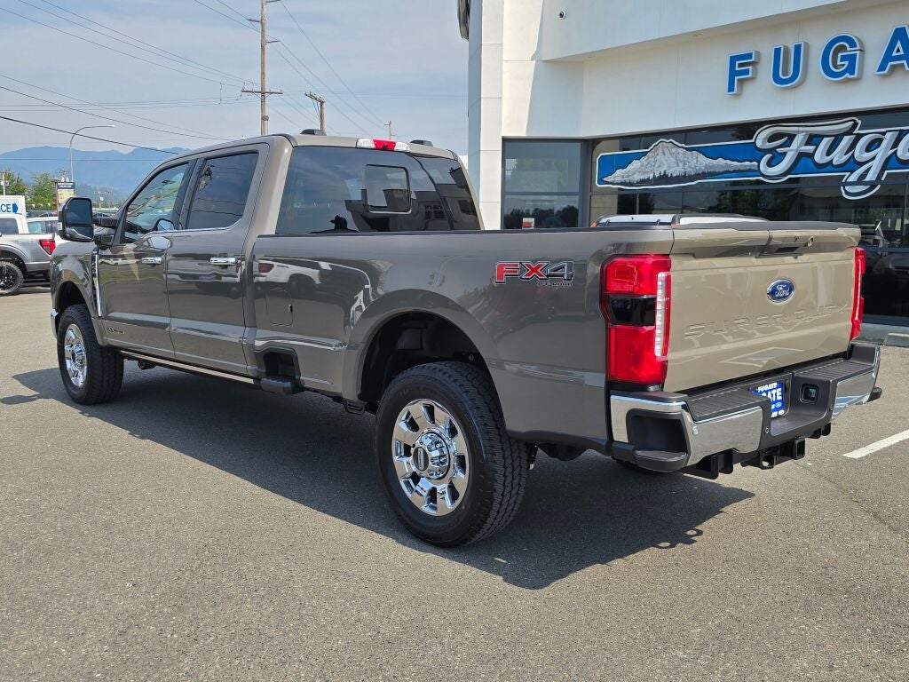 2026 Ford Super Duty F-350® Lariat®