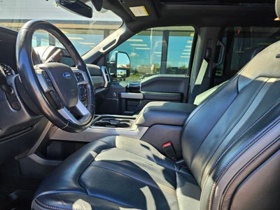 2022 Ford F-350SD Platinum