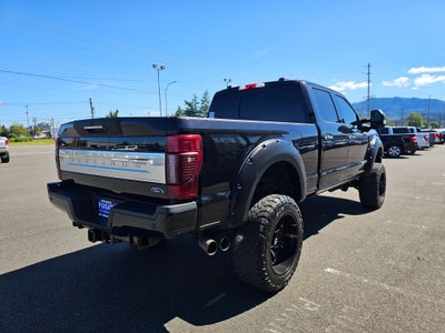 2022 Ford F-350SD Platinum