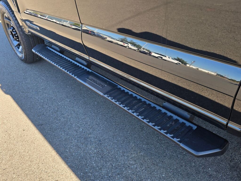 2023 Ford F-350SD Lariat