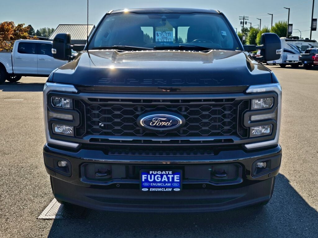2023 Ford F-350SD Lariat