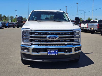 2025 Ford F-350SD Lariat