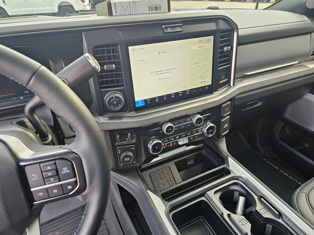 2025 Ford F-350SD Platinum