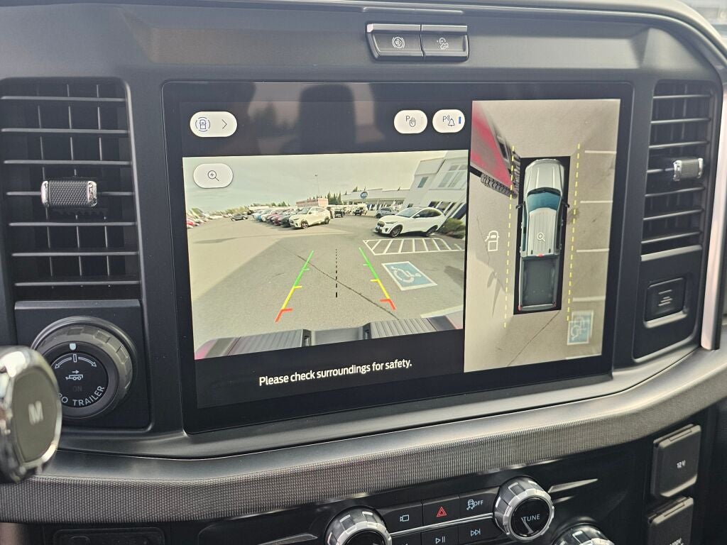 2025 Ford F-350SD Platinum