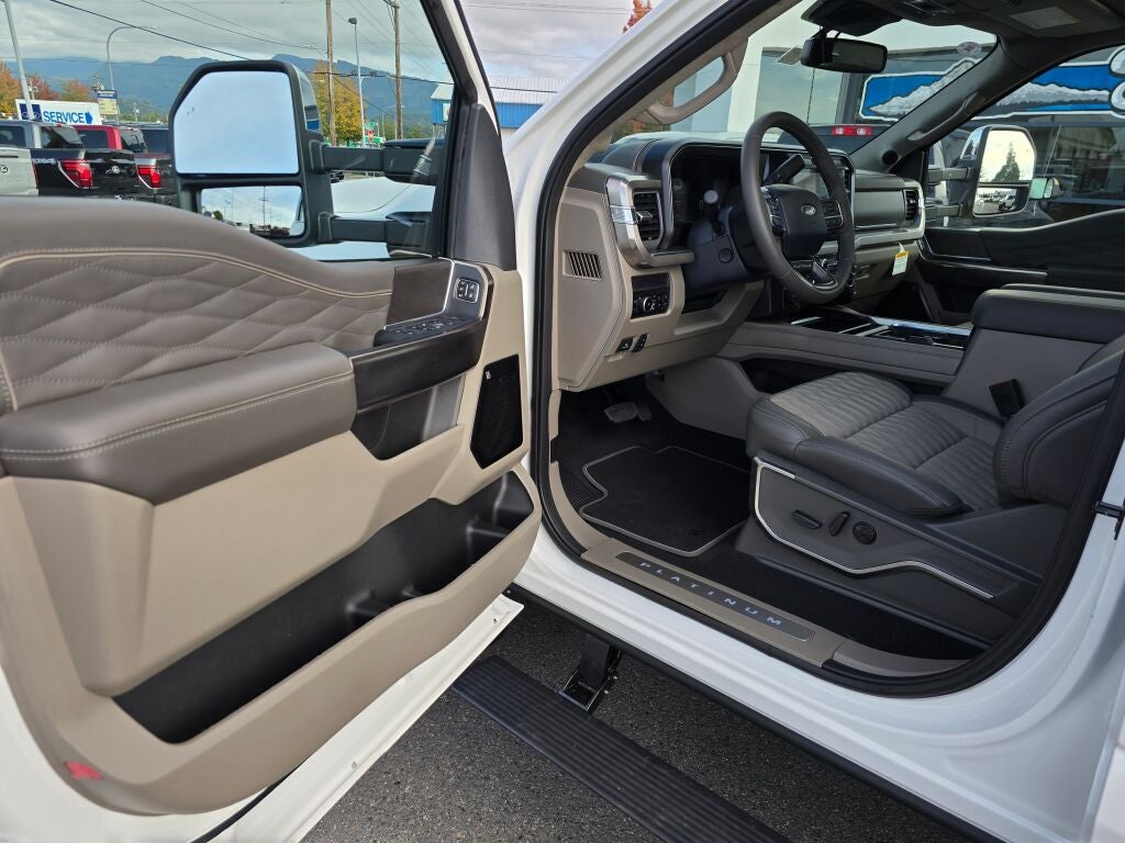 2027 Ford Super Duty F-350® Platinum®