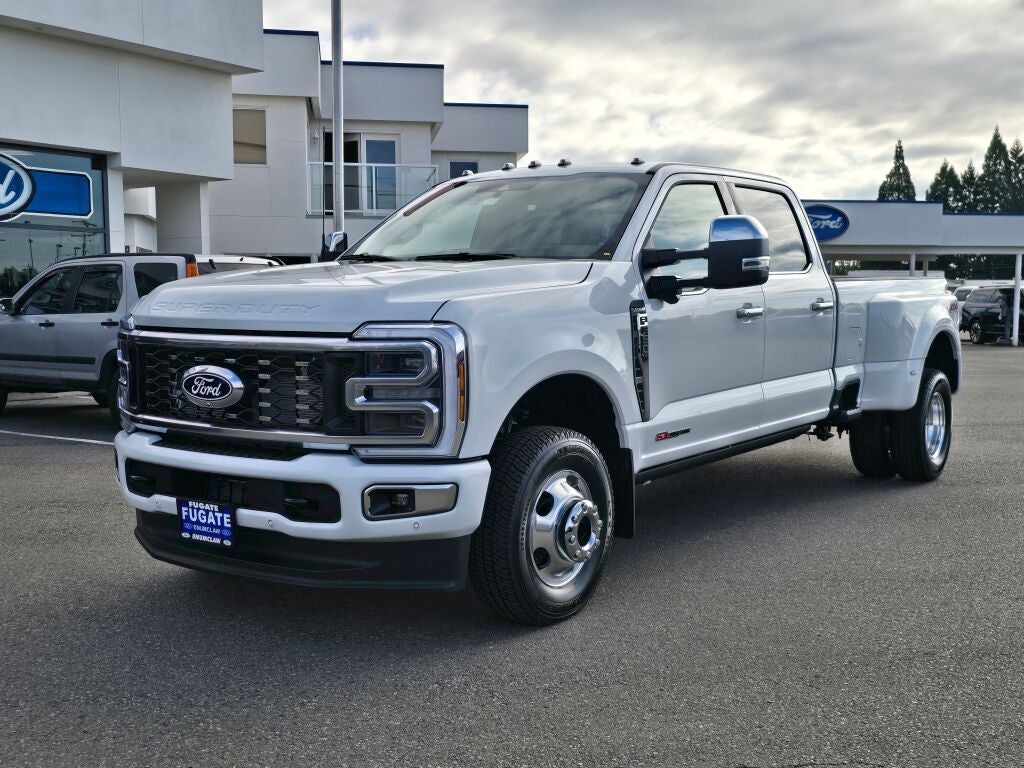 2027 Ford Super Duty F-350® Platinum®