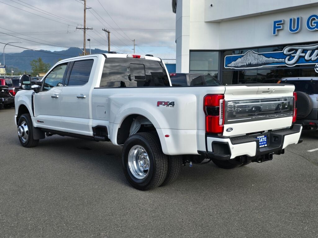 2027 Ford Super Duty F-350® Platinum®