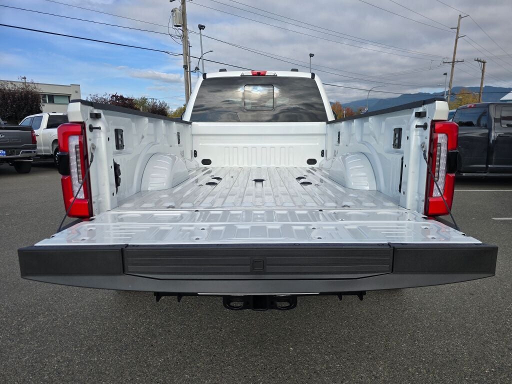 2027 Ford Super Duty F-350® Platinum®