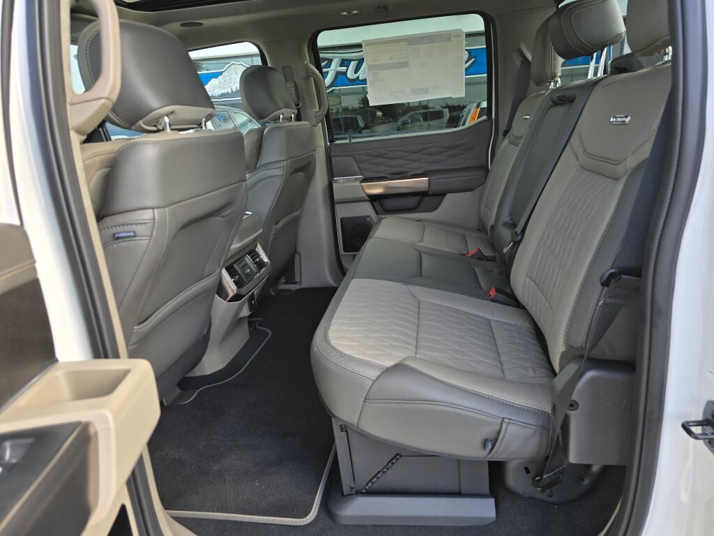 2027 Ford Super Duty F-350® Platinum®