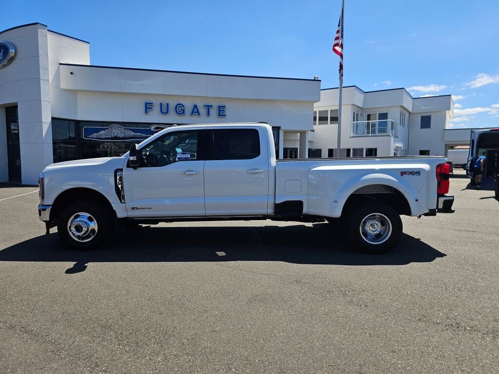 2026 Ford Super Duty F-350® Lariat®