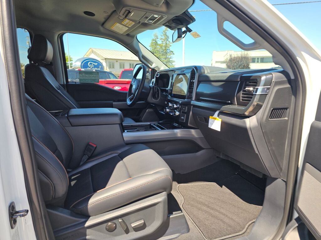 2026 Ford Super Duty F-350® Lariat®