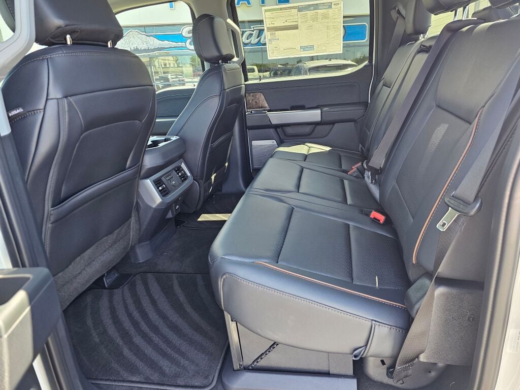 2026 Ford Super Duty F-350® Lariat®