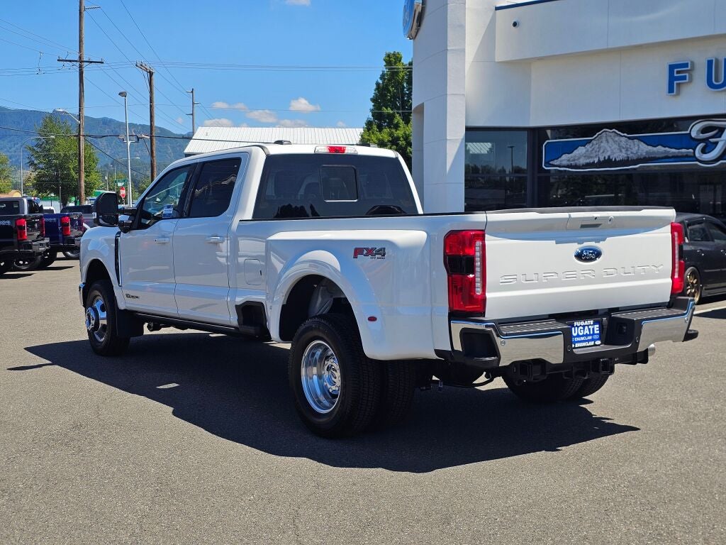 2026 Ford Super Duty F-350® Lariat®