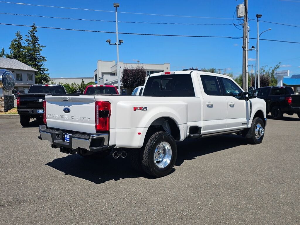 2026 Ford Super Duty F-350® Lariat®