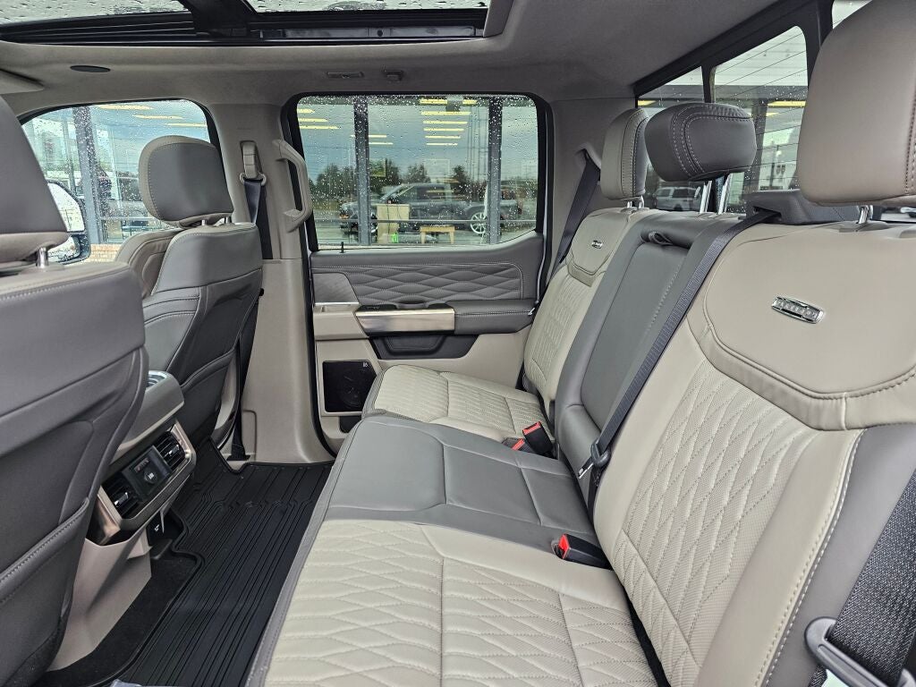 2025 Ford F-450SD Platinum