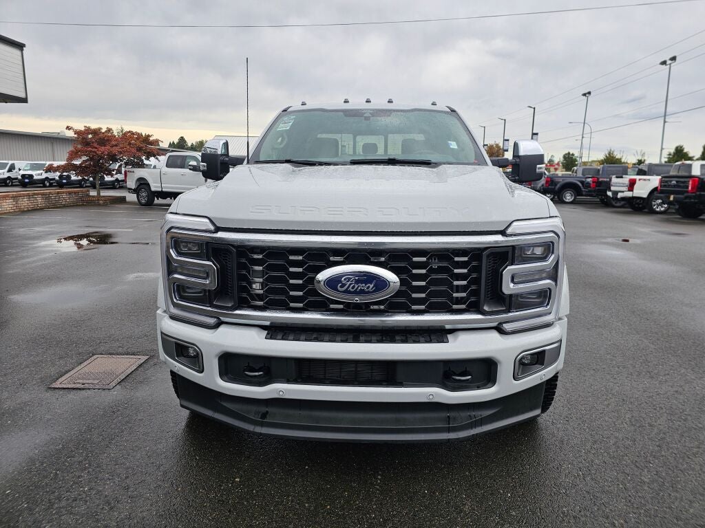 2025 Ford F-450SD Platinum