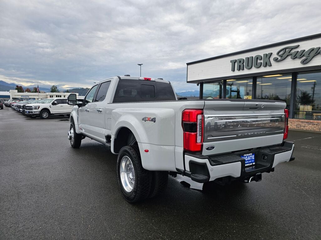 2025 Ford F-450SD Platinum