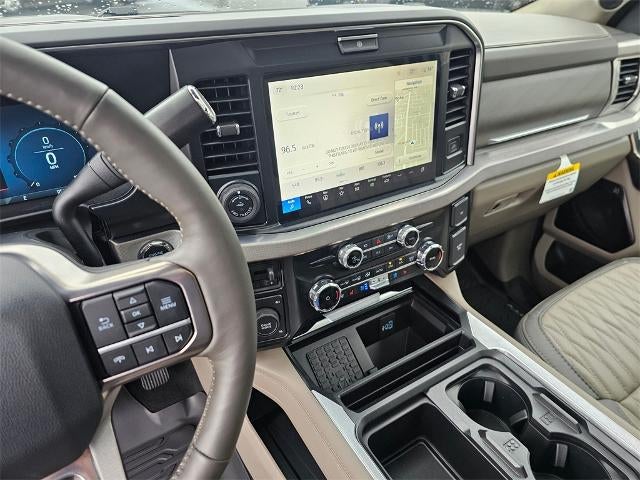 2025 Ford F-450SD Platinum